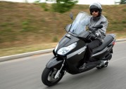 Piaggio X7 300